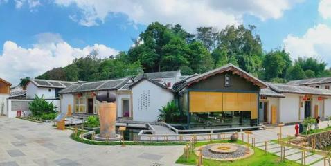 鳳凰鎮(zhèn) 推進(jìn)“七個(gè)一”建設(shè)，打造茶旅融合美麗?ài)祖?zhèn)